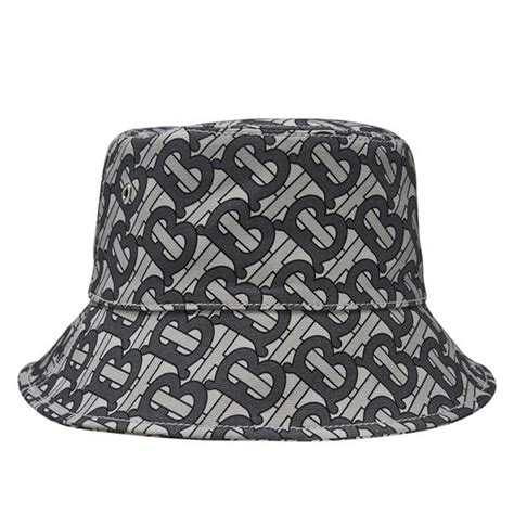 burberry bucket hat monogram.